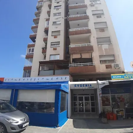 Apartment Evgenia Crt. 82 *