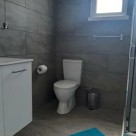 Evgenia Crt. 82 דירה *