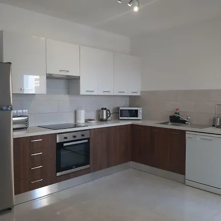Evgenia Crt. 82 לימסול